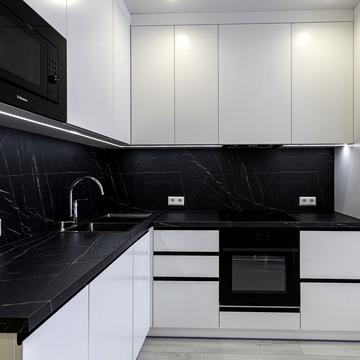 Всеволода Змієнка вул., 15/23