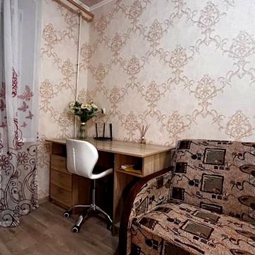 Добровольців пров., 10