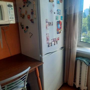 Андрія Малишка вул., 9