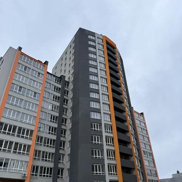 Харківська вул., 37 к1