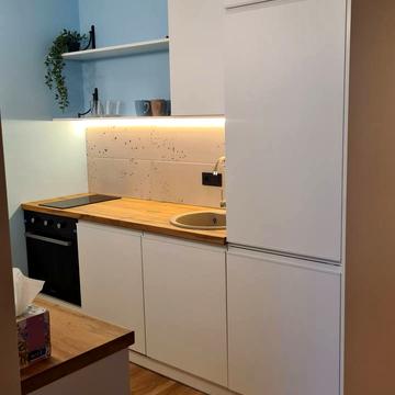 Зарічна вул., 4