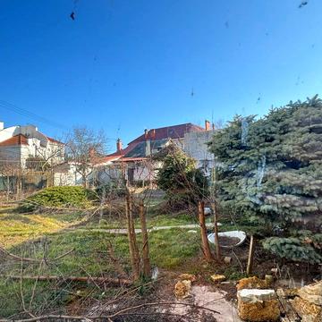 Дачна вул., 30