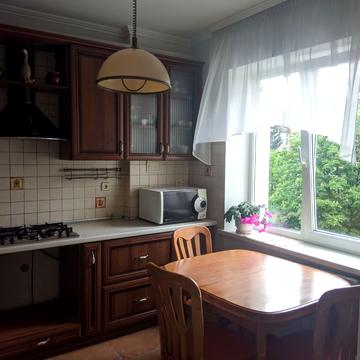 Юлії Здановської вул. (Ломоносова), 31/1