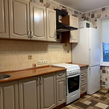 Олександра Поля просп. (Кірова), 24