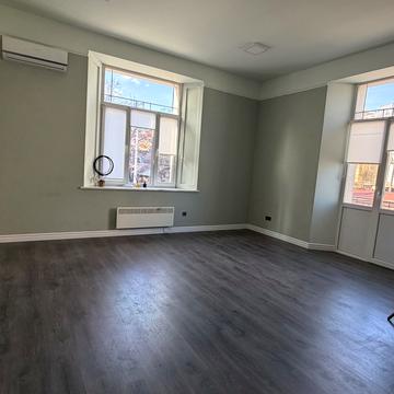 Пересопницька вул., 3