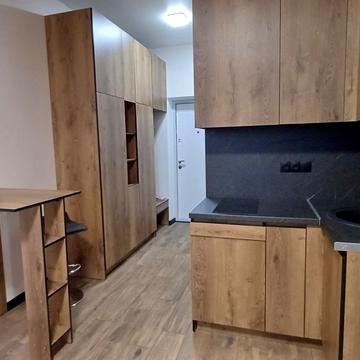 Владислава Бувалкіна вул. (Бочарова Генерала), 66