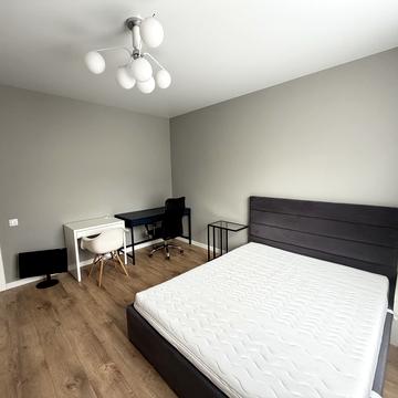 Європейського Союзу просп. (Правди), 41-Д