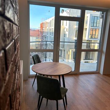 Капушанська вул., 150