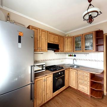 Героїв Дніпра вул., 43