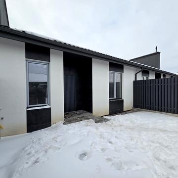 Остромирська вул.