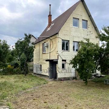 Прирічна вулиця