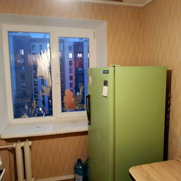 Героїв України просп. (Героїв Сталінграду), 20-Б