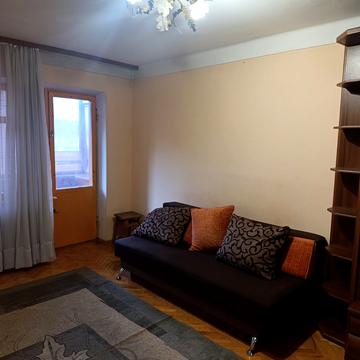 Дарницький бульв., 13