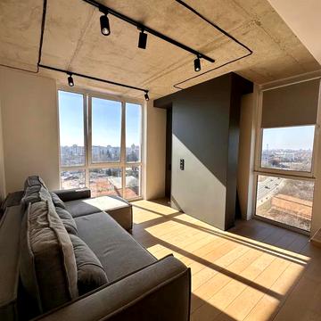 Пасічна вул., 166