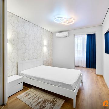 Гетьманська вул., 9