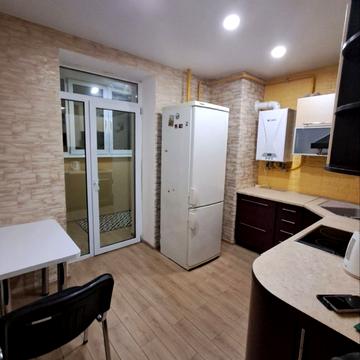 Боголюбова вул., 21