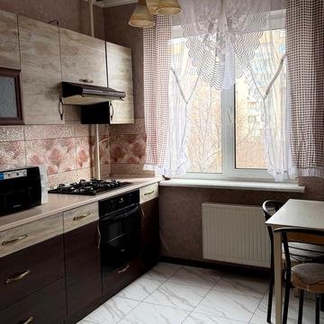 Благовісна вул., 310