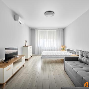 Сергія Данченка вул., 34