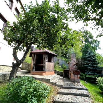 Великопільська вул., 1