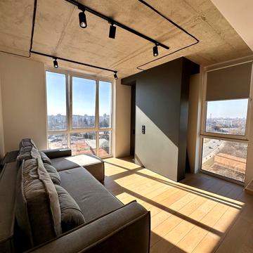 Пасічна вул., 166