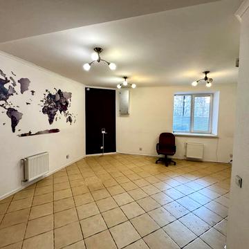 Зодчих вул., 3