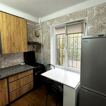 Верховної Ради бульв., 29-А