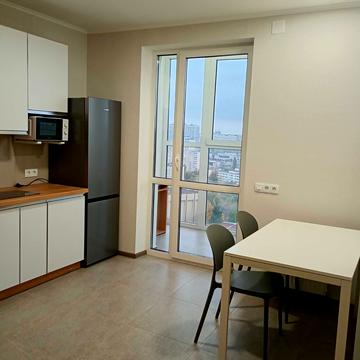 Архітектора Вербицького вул., (Будинок 2)