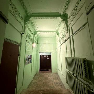 Саксаганського вул., 35