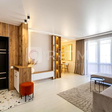 Володимира Івасюка вул., 1