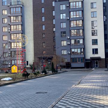 Чехова вул., 1