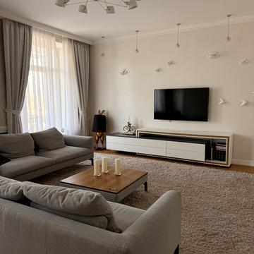 Заньковецької вул., 8