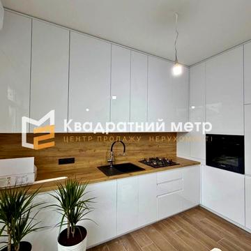 Івана Багряного вул., 79