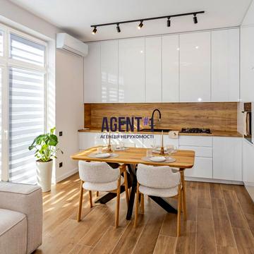 Івана Багряного вул., 79