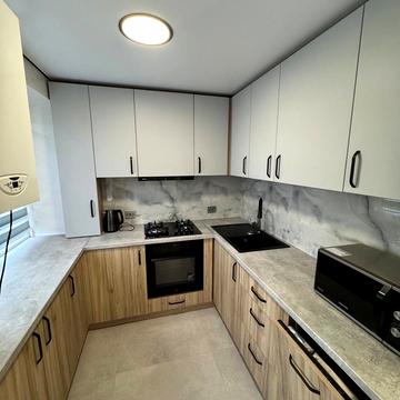 Степана Бандери вул., 69