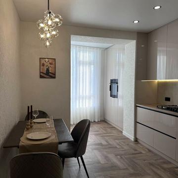 Старокостянтинівське шосе, 20/7