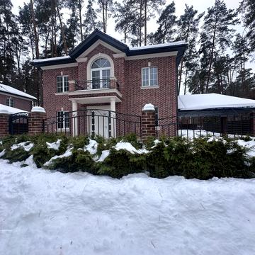 Патріотів вул.