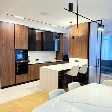 Андрія Верхогляда вул. (Михайла Драгомирова), 19-Б