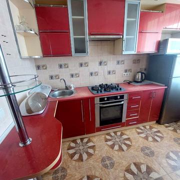 Шота Руставелі вул., 15