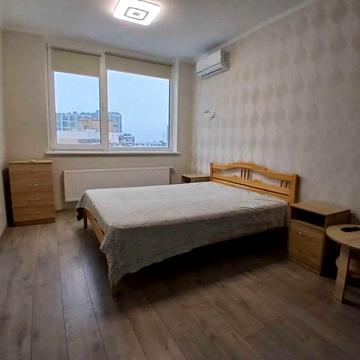 Європейського Союзу просп. (Правди), 41-Д