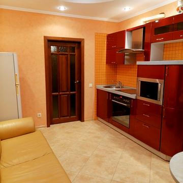 Георгія Гонгадзе просп. (Радянської України), 18-Е