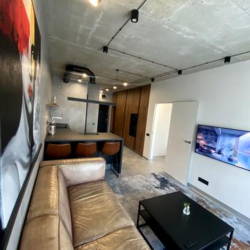 Ужгородський пров., 4/1