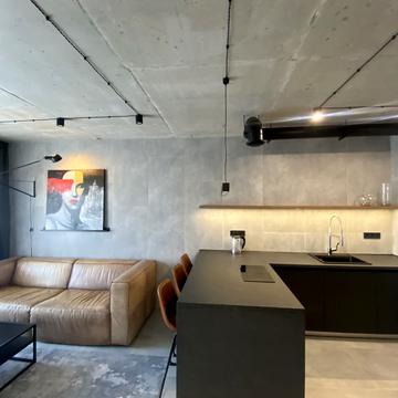 Ужгородський пров., 4/1