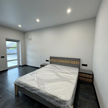 Академіка Липського проїзд, 16