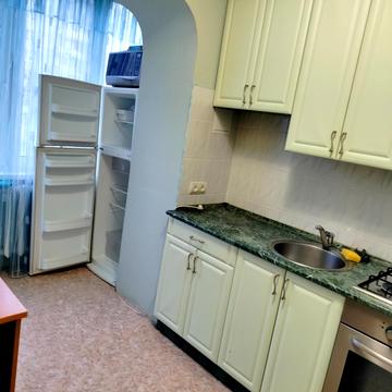 Дніпровська набережна вул., 11-А