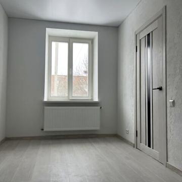 Академіка Янгеля вул. (Фрунзе), 30