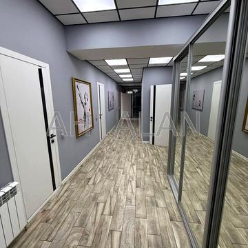 Дегтярівська вул., 33а