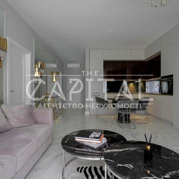 Саперне Поле вул., 3