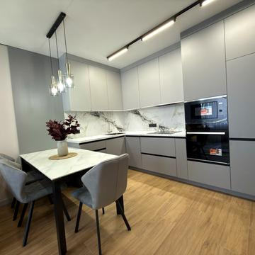 Тадея Рильського бульв., 4