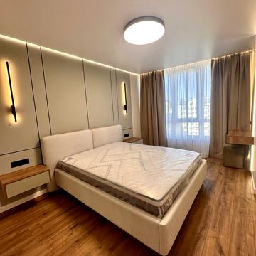 Бельведерська вул., 32-Б