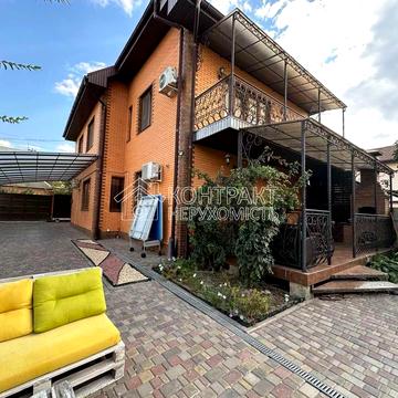 Академіка Павлова вул.